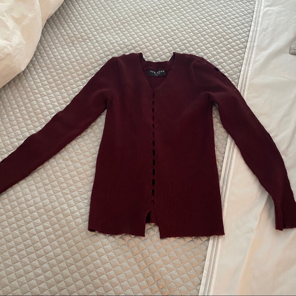 Few Moda Sweater With Cutouts On front and Arms